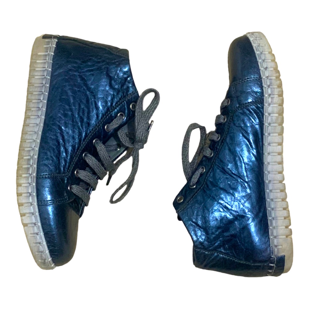 Andia Fora Italy Rare Glossy Blue Metallic leather‎ lace up sneakers 38 / 7.5